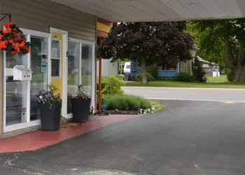 Harmony Inn hotel thumbnail 3