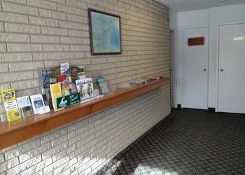 Milestone Motel hotel thumbnail 4