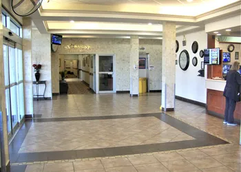 Continental Inn & Suites hotel thumbnail 2