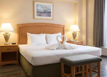 Continental Inn & Suites hotel thumbnail 8