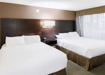 Rodd Royalty hotel thumbnail 5