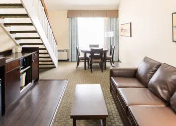 Rodd Royalty hotel thumbnail 7
