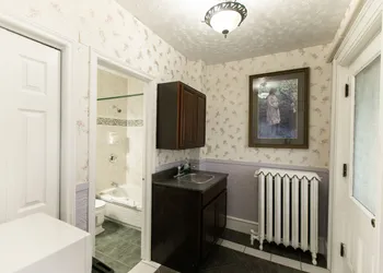 Prince Street Suites hotel thumbnail 5