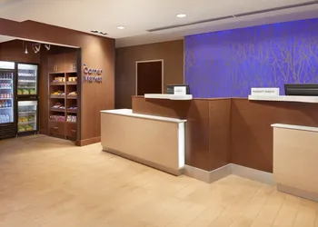 Fairfield Inn & Suites by Marriott Barrie hotel thumbnail 2