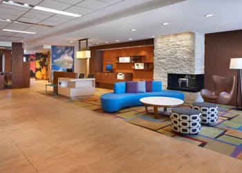 Fairfield Inn & Suites by Marriott Barrie hotel thumbnail 3