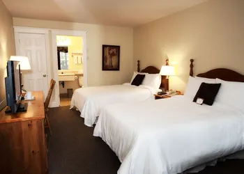 Inverary Resort hotel thumbnail 3