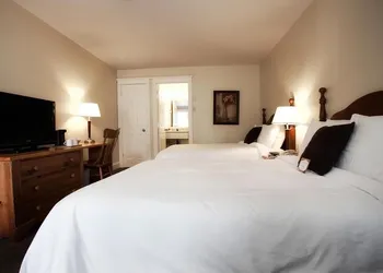 Inverary Resort hotel thumbnail 8