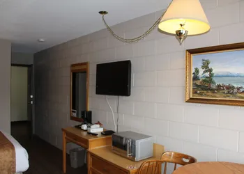 Armstrong Inn hotel thumbnail 6