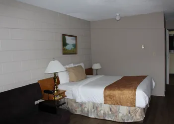 Armstrong Inn hotel thumbnail 8