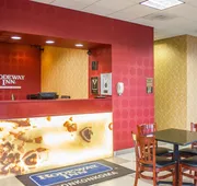 Rodeway Inn Macarthur Airport hotel detail image 4