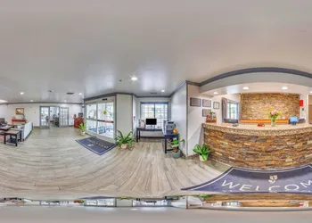 Country Inn & Suites by Radisson, Grand Rapids Airport, MI hotel thumbnail 4