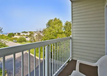 Holiday Inn Express Mackinaw City by IHG hotel thumbnail 8