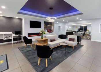 La Quinta Inn & Suites by Wyndham Austin - Cedar Park hotel thumbnail 4