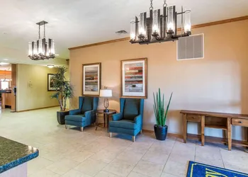 MainStay Suites Sidney - Medical Center hotel thumbnail 6