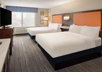 Hampton Inn Minneapolis NW Maple Grove hotel thumbnail 8