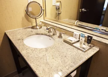 Crowne Plaza Houston Galleria Area by IHG hotel thumbnail 5