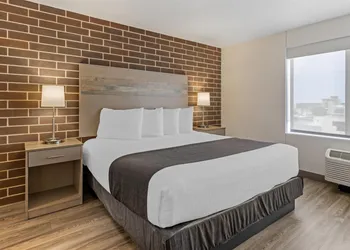Executive Residency By Best Western Waterloo & Cedar Falls hotel thumbnail 5