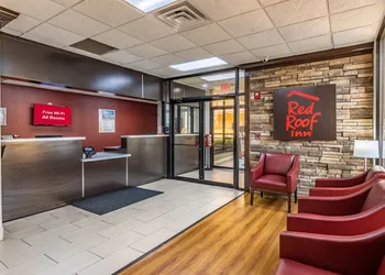 Red Roof Inn Forsyth hotel thumbnail 3