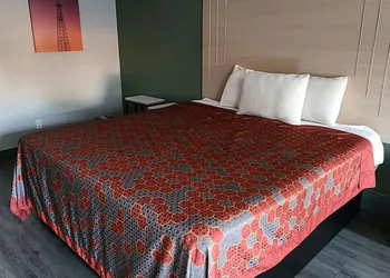 Americas Best Value Inn Longview hotel thumbnail 6