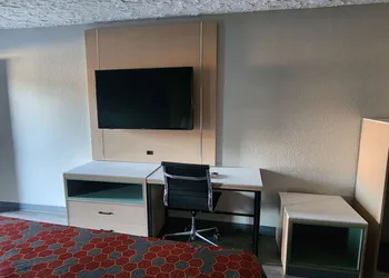 Americas Best Value Inn Longview hotel thumbnail 7