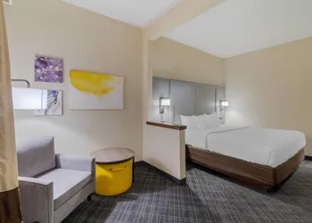 Comfort Inn Bismarck hotel thumbnail 4