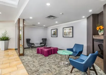 Quality Inn and Suites Winnipeg hotel thumbnail 3