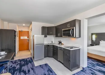 Quality Inn and Suites Winnipeg hotel thumbnail 7