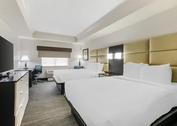 Best Western Plus JFK Inn & Suites hotel thumbnail 8