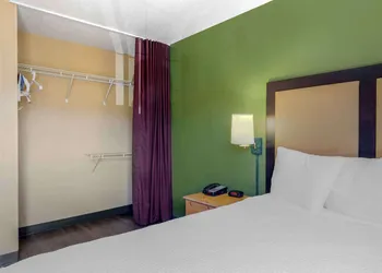 Extended Stay America Suites Boston Waltham 52 4th Ave hotel thumbnail 6
