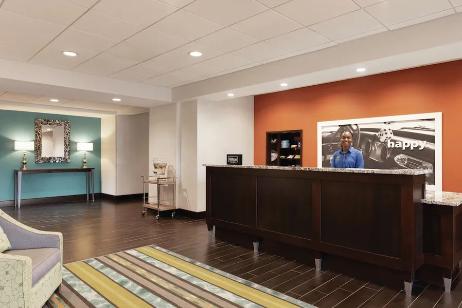 Hampton Inn & Suites Mishawaka/South Bend at Heritage Square hotel detail image 6