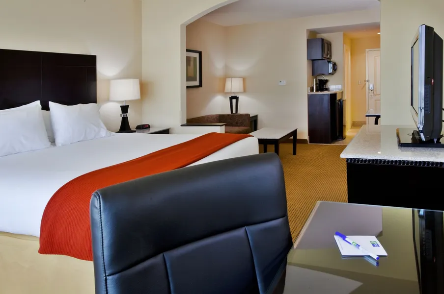 Holiday Inn Express & Suites, International Drive by IHG hotel detail image 6