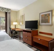 Hampton Inn & Suites Birmingham East Irondale hotel detail image 7