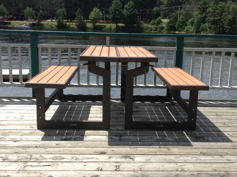Algonquin Lakeside Resort hotel detail image 2