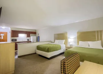 Quality Inn Gulf Shores Airport hotel thumbnail 8