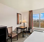 Comfort Inn & Suites Creswell hotel detail image 7