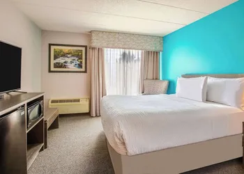 Days Inn by Wyndham Sudbury & Conference Centre hotel thumbnail 5