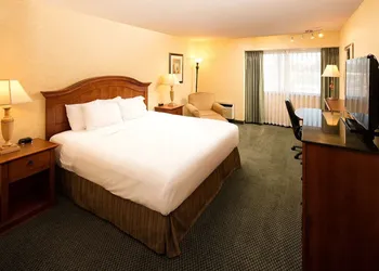 Red Lion Hotel Kennewick Columbia Center hotel thumbnail 3