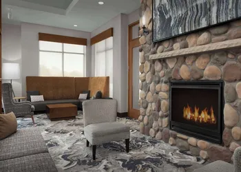 Hilton Garden Inn Cedar Falls hotel thumbnail 2