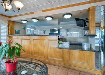 SureStay Hotel by Best Western Camarillo hotel thumbnail 3