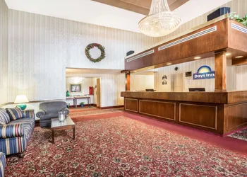 Days Inn by Wyndham Westminster hotel thumbnail 2
