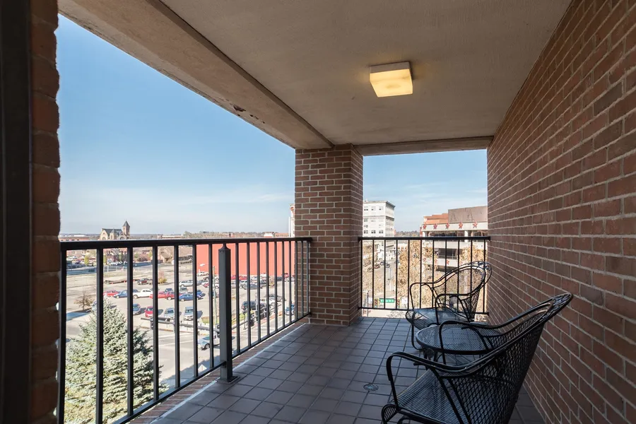 Courtyard by Marriott Springfield Downtown hotel detail image 6