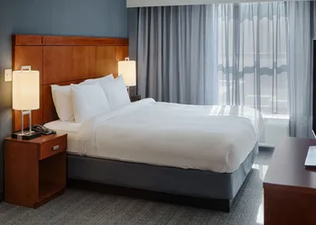 Courtyard by Marriott Springfield Downtown hotel thumbnail 7