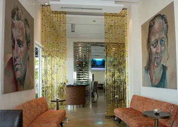 Royal Blues Hotel hotel thumbnail 2