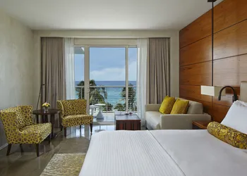 Royal Blues Hotel hotel thumbnail 5