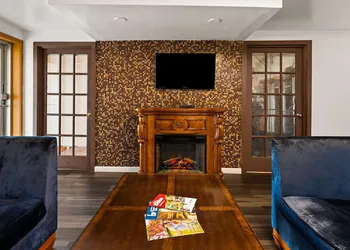 Rodeway Inn Brooklawn hotel thumbnail 4