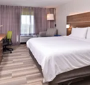 Holiday Inn Express Hotel & Suites Elgin by IHG hotel detail image 5