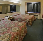 Americas Best Value Inn & Suites McDonough hotel detail image 7