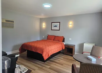 Arrowhead Inn by Baaman's hotel thumbnail 6