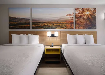 Days Inn by Wyndham Montgomery I-85 hotel thumbnail 8