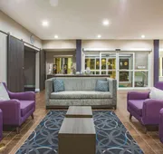 La Quinta Inn & Suites by Wyndham Russellville hotel detail image 3